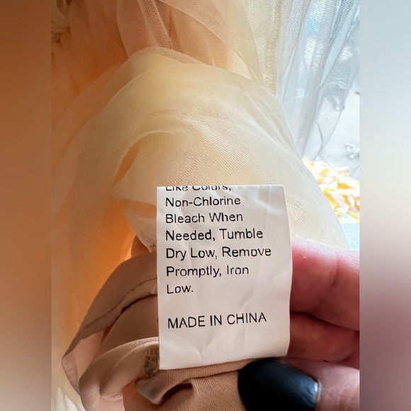 Maternity Tulle Dress - Picture 6 of 6